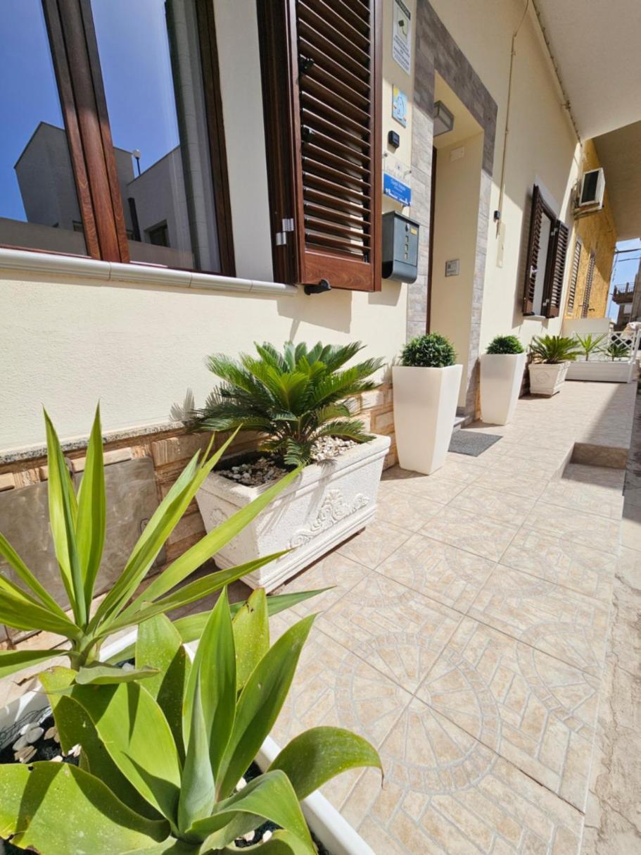 Perla Del Sud - Guest House 람페두사 외부 사진